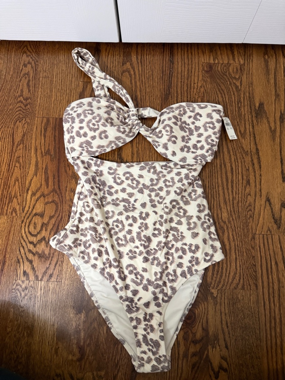 Aerie Leopard-Print One-Piece Swimsuit with Twist Front